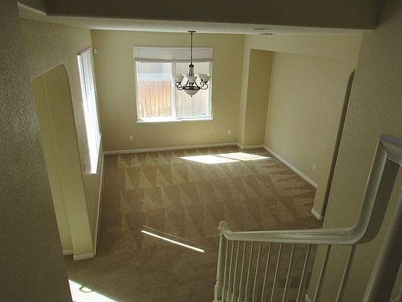 4th image of 4343 Arcadian Dr