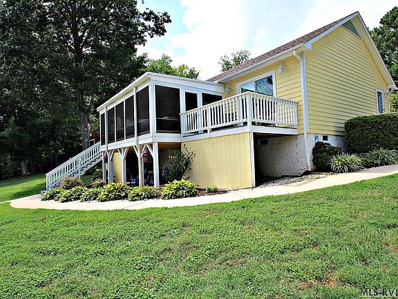 3rd image of 142 Eagles Cove Rd