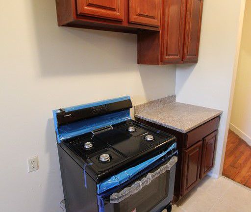 5th image of 4415 43rd Ave APT C6