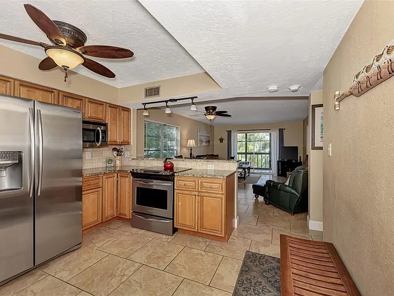 116 Vista Hermosa Cir #210C — Photo 6