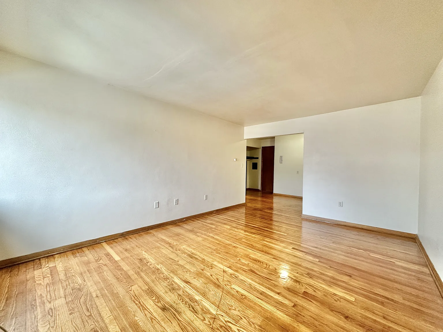 430 Harrison Avenue - 305 — Photo 3