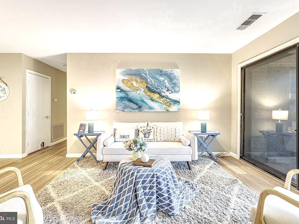 1st image of 507 Florida Ave APT 102