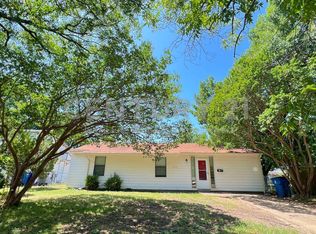 2310 Healey Dr, Dallas, TX 75228