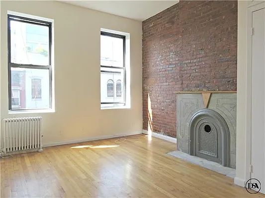 Rented by DSA Realty | media 39