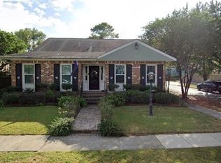 7325 Sycamore St, New Orleans, LA 70118