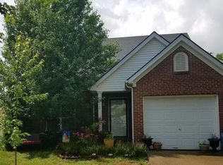 2049 Stonewood Ln, Lexington, KY 40509