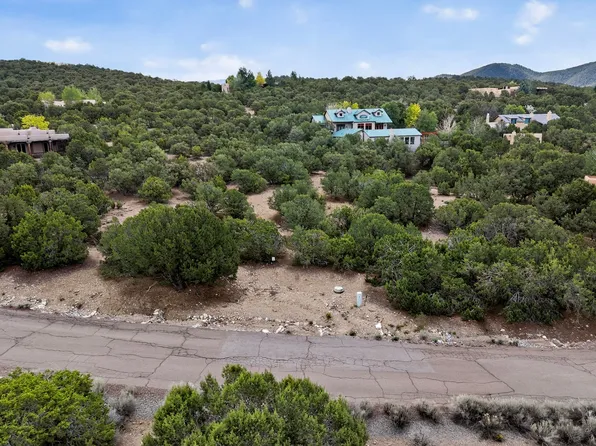 1849 Cerros Colorados, Santa Fe, NM 87501