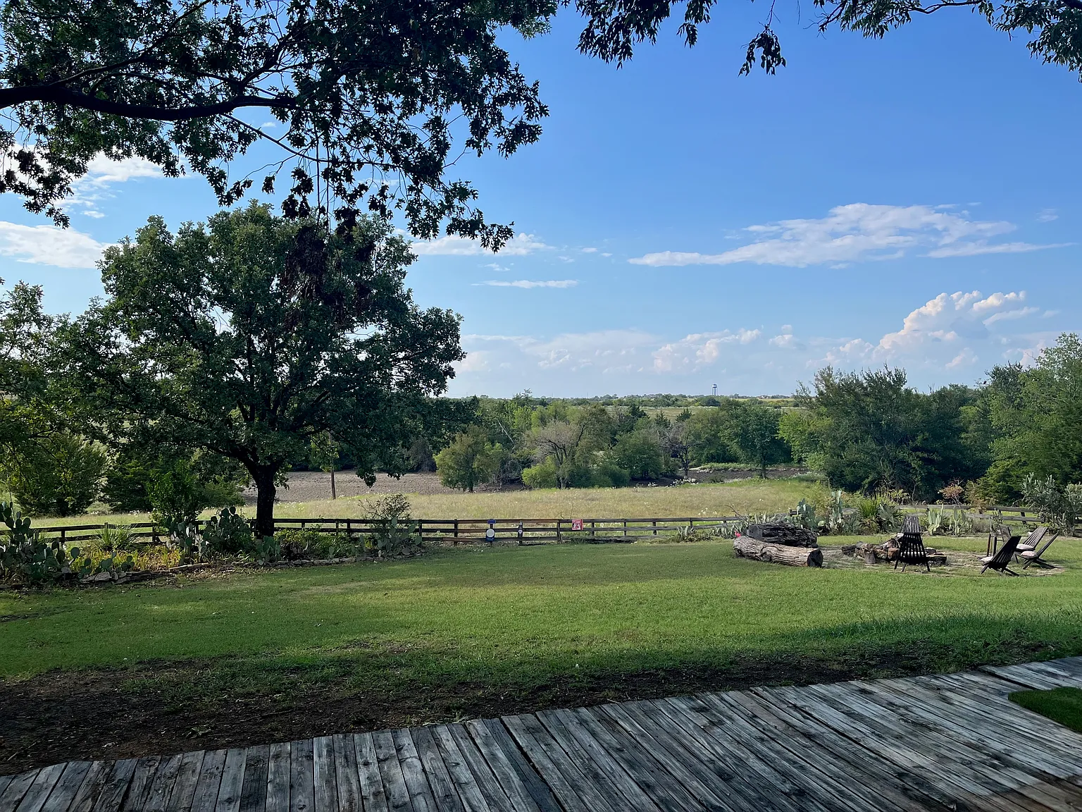 4 bed, 2300 sqft, $2,700 — Photo 4