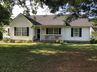 214 Kafir Dr, Christiana, TN 37037