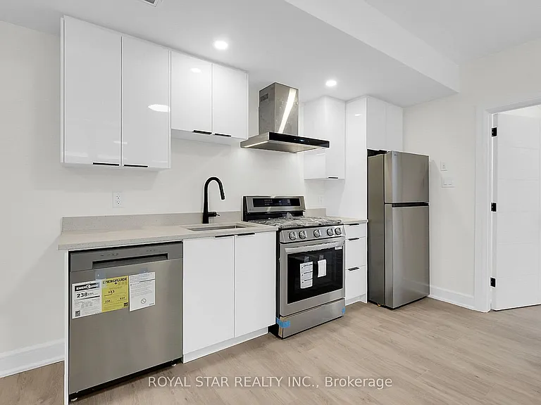 547 Mutual St #BASEMENT — Photo 9