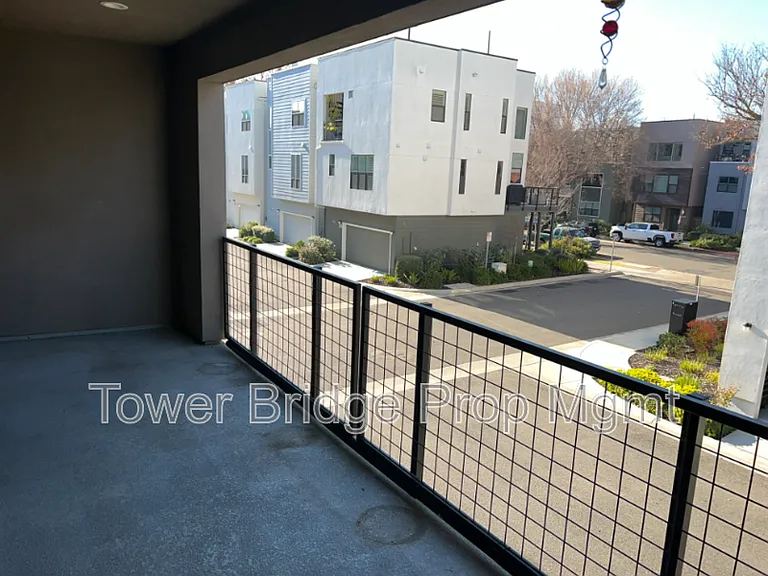 315 Creamery Ln — Photo 24