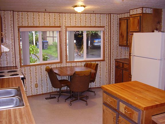 3rd image of 3060 NE McWilliams Rd Trailer 6