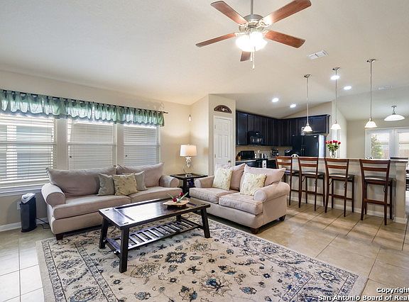 4th image of 10236 Del Lago Ct