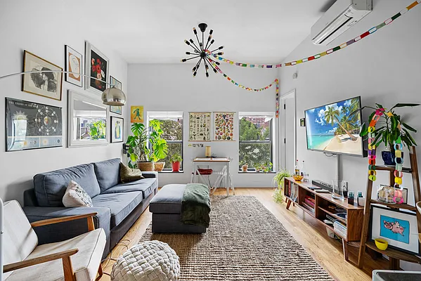 Rented by Corcoran | media 14