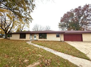 4820 David Dr, Rockford, IL 61108