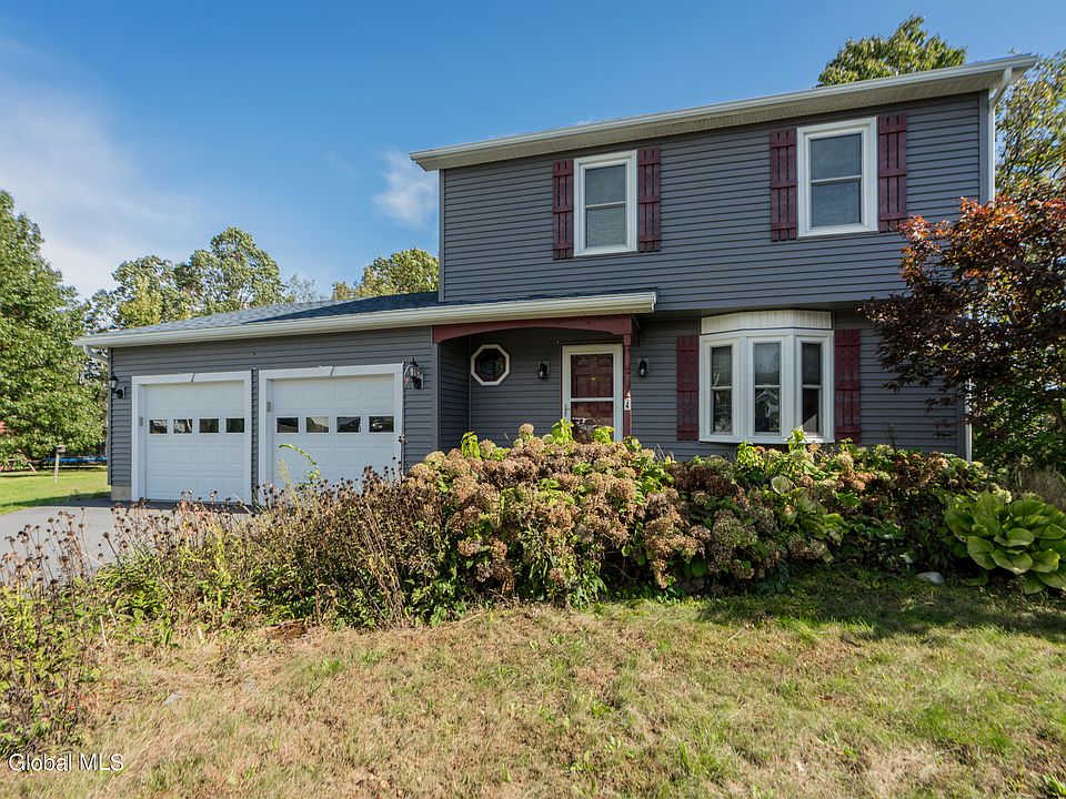 1st image of 4 Franklin Court