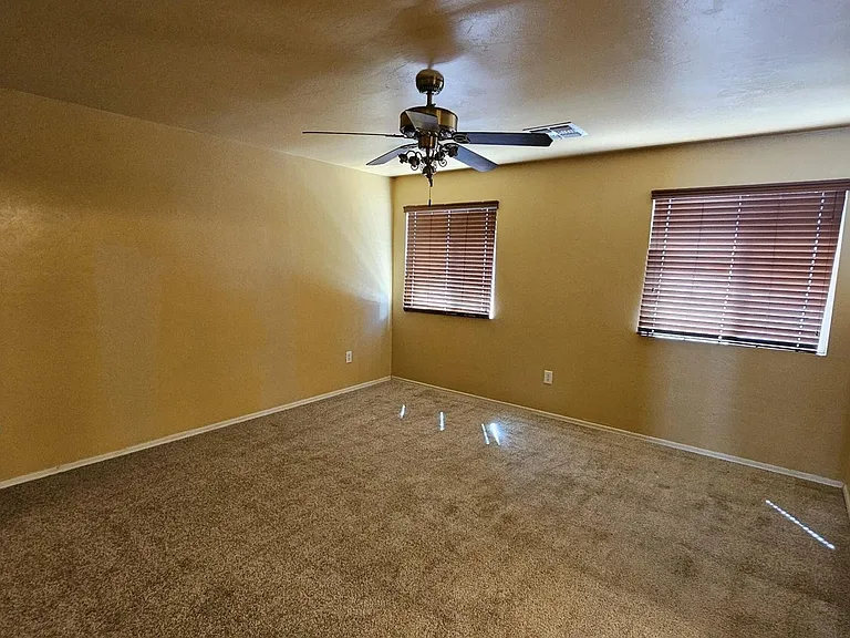 5072 E Fishhook Ct — Photo 8