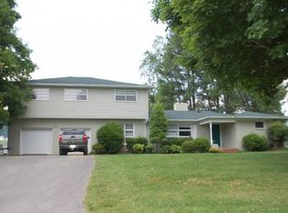 385 Fulton Rd, Harrogate, TN 37752