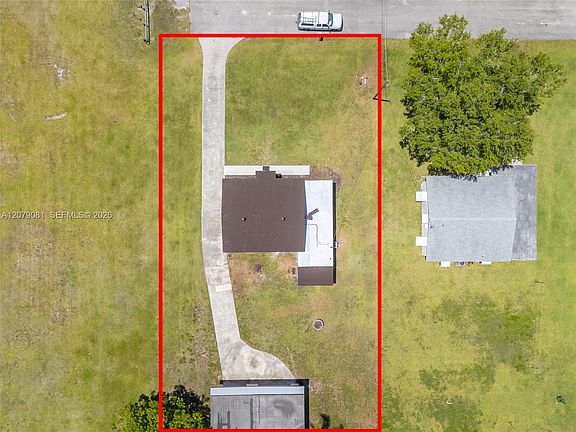 2nd image of 378 SW 6th St