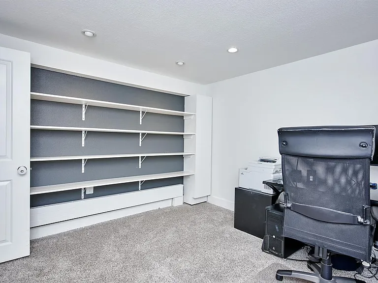 2308 Grape St — Photo 24