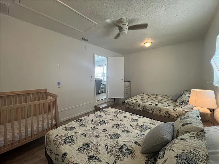 18140 Wolbrette Cir — Photo 25