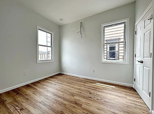 5th image of 56 Hausman St #3A