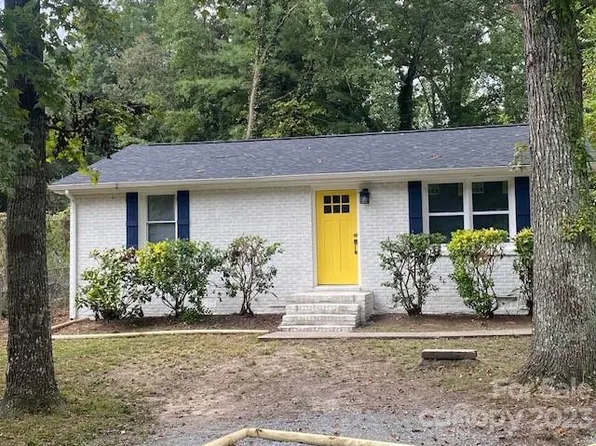1800 Purser Dr, Charlotte, NC 28215
