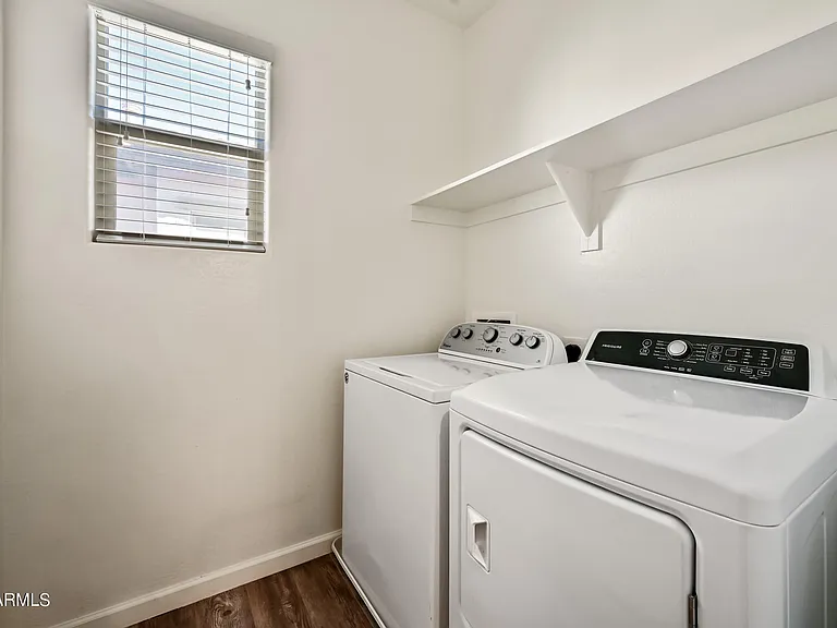 3659 E Dogwood Dr — Photo 30