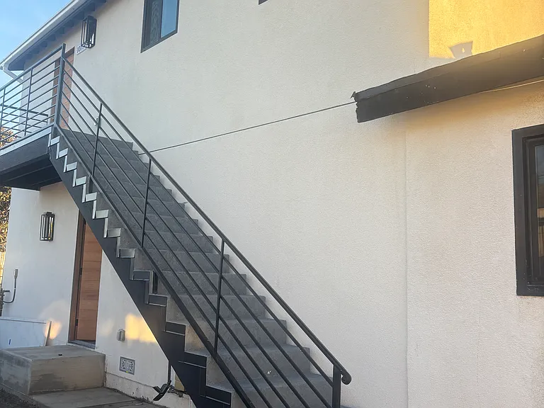10714 Stanford Ave — Photo 2