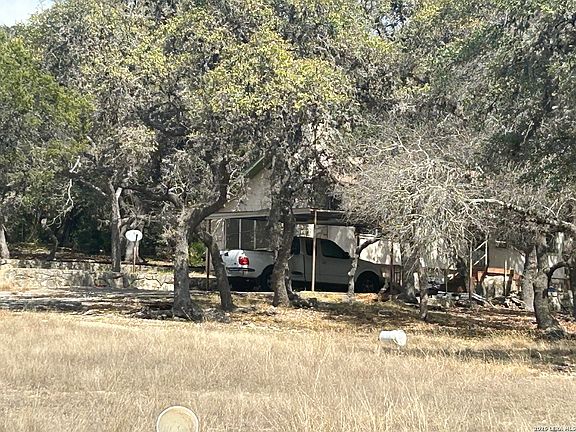 5th image of 18810 Bandera