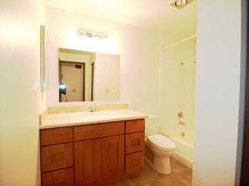 5th image of 15627 NE 18th St