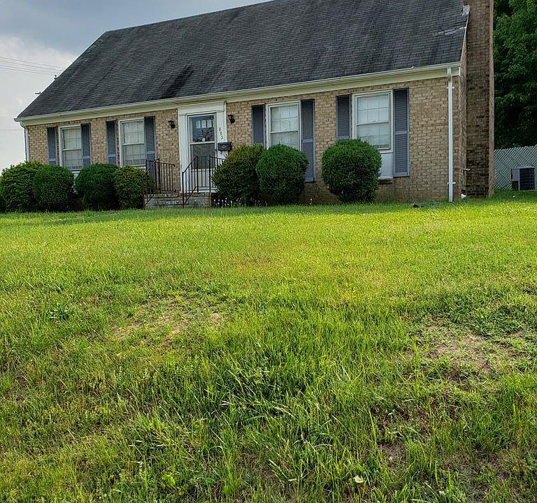 1st image of 853 Franklin Tpke