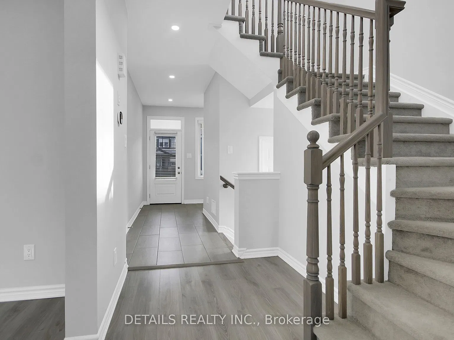 4 bed, $2,995 — Photo 2