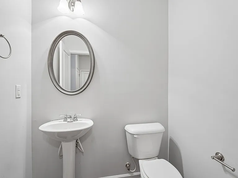 5860 Vinyard Ln — Photo 14