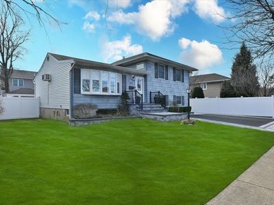 2672 Fisher Lane, Bellmore, NY, 11710