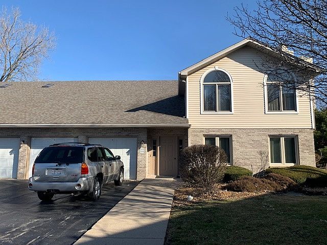 1st image of 2635 Crescenzo Dr #B