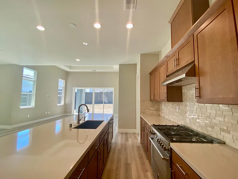 3010 S Rio Grande Dr — Photo 7