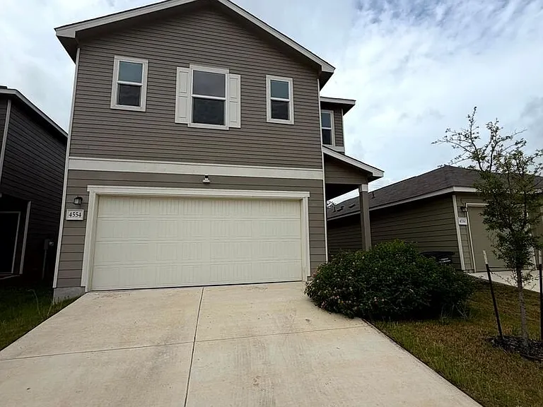 4554 Otra Otra Dr — Photo 1