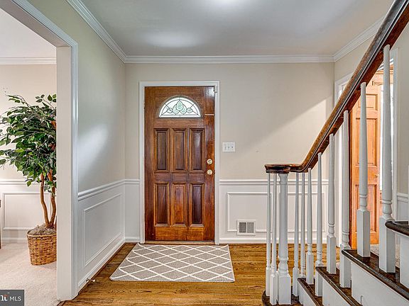 5th image of 5013 Pylers Mill Ct