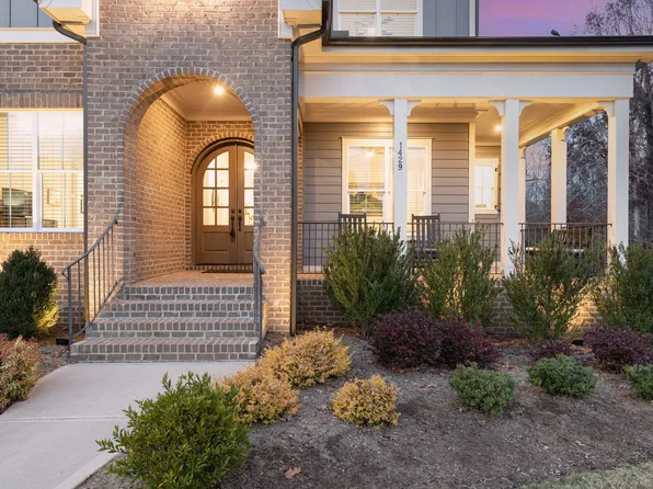 1429 Blantons Creek Dr, Wake Forest, NC 27587