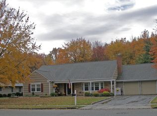 23 Cymbeline Dr, Old Bridge, NJ 08857