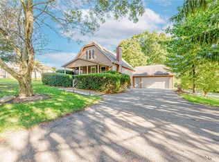 456 Chicora Rd, Butler, PA 16001