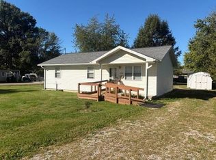 1301 N Howard St, Robinson, IL 62454