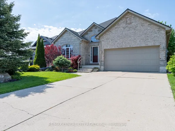 19 Hamilton St, North Middlesex, ON N0M 1A0