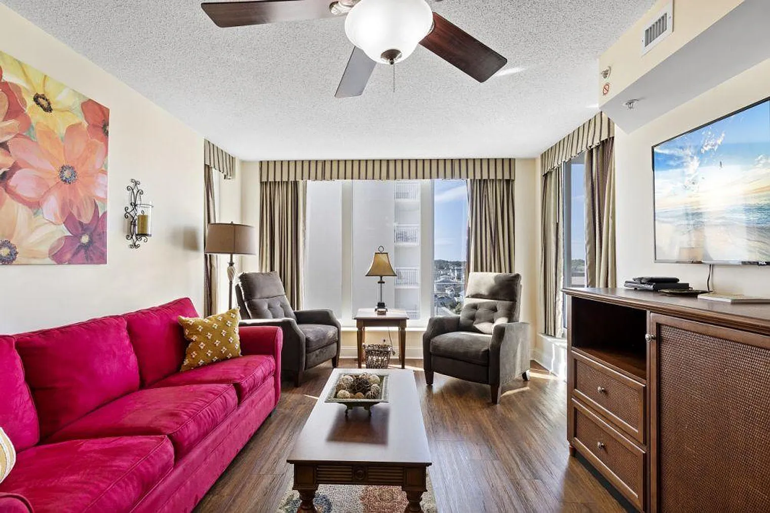 2 bed, 2.0 bath, 1097 sqft, $3,062 — Photo 1