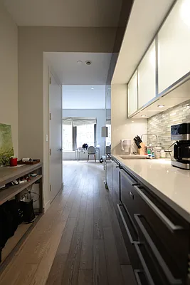 Rented by 212 Consulting Corp | media 28