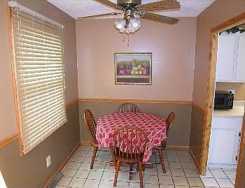 4th image of 4279 Belle Ave
