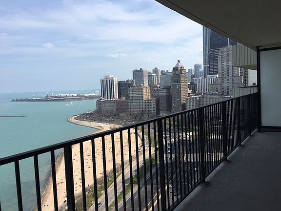 3rd image of 1212 N Lake Shore Dr