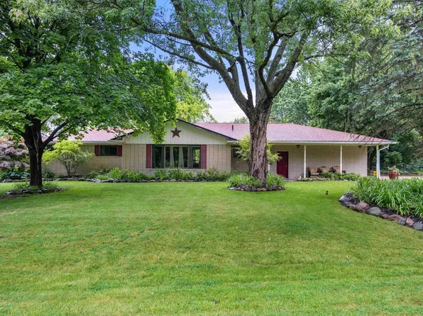 8183 Pippen Dr, Bruce Twp, MI 48065