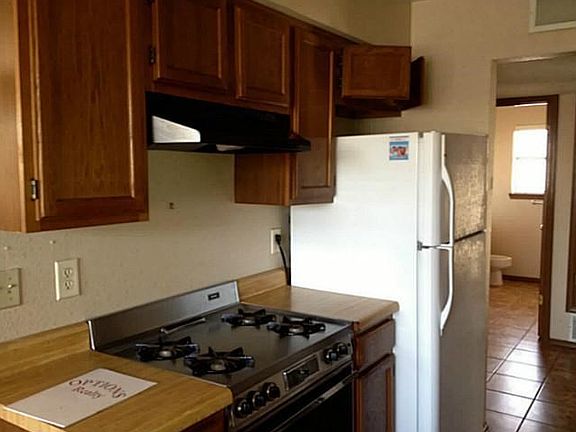 3rd image of 10940 Delafield Dr #Ab